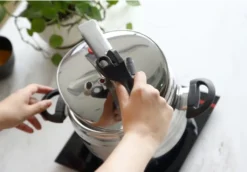 Bergner Schnellkochtopf 22 Cm -Küchenbedarf Geschäft 074dd4af6466f410b8fb1bebd97322e3