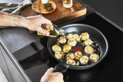 Tefal G26090 Ultimate On - Pfannenset - Schwarz -Küchenbedarf Geschäft 0ef4a7fa4c61319fa6df7619242a197b