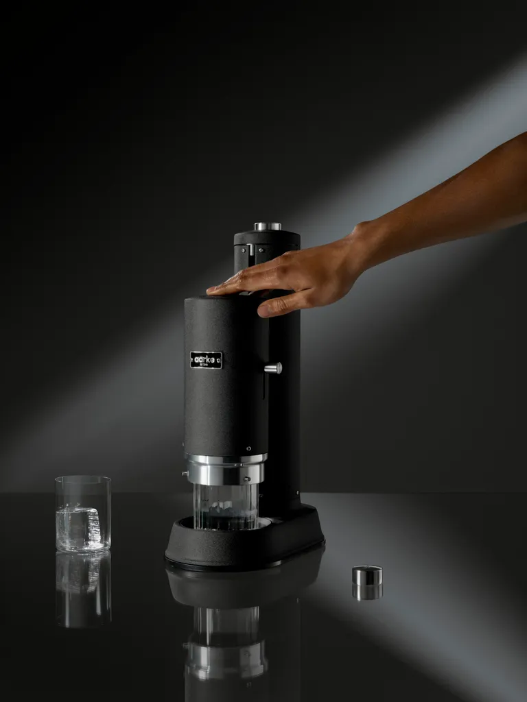 AARKE Wassersprudler Carbonator Pro Mattte Black Schwarz Glasflasche Edelstahl 10 AARKE Wassersprudler Carbonator Pro Mattte Black Schwarz Glasflasche Edelstahl – Bild 8