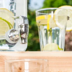 Getränkespender Mit Kühleinsatz Wasserspender Fruchteinsatz Mit Zapfhahn 3,5 L -Küchenbedarf Geschäft 44c0f57fb53a034ad501a0a631828d3d