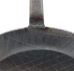 Turk 65224 Schmiedeeiserne Bratpfanne Mit Hakenstiel, Ø 18,5 Cm, Ø 24 Cm, H 3,5 Cm, Schwarz -Küchenbedarf Geschäft 57f14aceb9dc4a3dd524c4ff890b857c