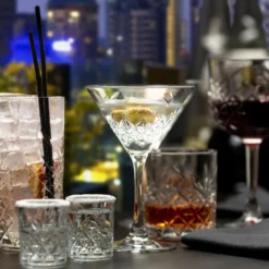 Pasabahce Martiniglas Timeless 23cl - 4 Stück -Küchenbedarf Geschäft 60c321906895263510b2a2de264c7d9d