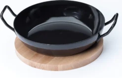 Krüger Schlemmerpfanne Mit Holzteller Aus Stahl Beschichtet 20cm -Küchenbedarf Geschäft 68e2a33630ef5a741383146e7e18ab6f
