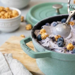 STAUB Cocotte Rund 28 Cm Salbei 14 STAUB Cocotte Rund 28 Cm Salbei -Küchenbedarf Geschäft 9e98c1ebd07d3ba5ee280d8bda82550a