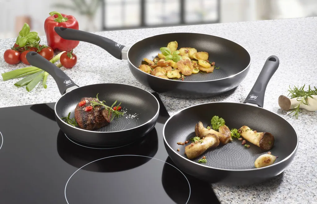 ELO Pfannenset Smart Life 3 Teilig (20,24,28 Cm) Aus Aluminium; 43501 8 ELO Pfannenset Smart Life 3 Teilig (20,24,28 Cm) Aus Aluminium; 43501 – Bild 6