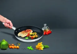 Tefal Duetto 3-teiliges Bratpfannen-Set, 20/24/28 Cm, Antihaftbeschichtung, Geeignet Für Alle Herdarten, Auch Für Induktionsherde, Edelstahl/schwarz -Küchenbedarf Geschäft a442c9db2e2a44fd9b2a295fe9bc3c5a
