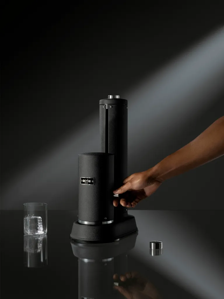 AARKE Wassersprudler Carbonator Pro Mattte Black Schwarz Glasflasche Edelstahl 12 AARKE Wassersprudler Carbonator Pro Mattte Black Schwarz Glasflasche Edelstahl – Bild 10