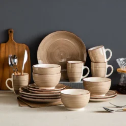 Vancasso Bella Steinzeug Kombiservice, 16 Teilig Geschirrset Für 4 Personen, Mit Je 4 Dessertteller, Speiseteller, Müslischalen, Kaffeebecher, Schokolade -Küchenbedarf Geschäft b131634be7e9826f5fe31e6f49ce56f3