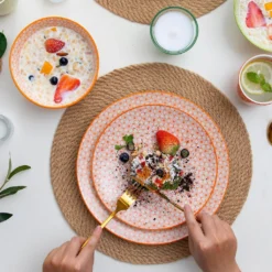 Vancasso Natsuki 16-teilig Porzellan Kombiservice, Mit Je 4 Speiseteller Ø 27 Cm, Dessertteller Ø 21,5 Cm, Müslischalen Ø 15,2 Cm Und Kaffeebecher 380 Ml 12 Vancasso Natsuki 16-teilig Porzellan Kombiservice, Mit Je 4 Speiseteller Ø 27 Cm, Dessertteller Ø 21,5 Cm, Müslischalen Ø 15,2 Cm Und Kaffeebecher 380 Ml -Küchenbedarf Geschäft bfa670adbb2c380fab6837ab876a58b3