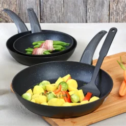 GRÄWE Aluminium-Pfannenset, Ø 20 Cm, Ø 24 Cm, Ø 28 Cm, Beschichtet, 3-teilig, Inkl. Pfannenwender -Küchenbedarf Geschäft c30d2b458b651d58abebb2549a0d88ab