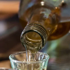 Relaxdays Schnapsbrett Holz Mit 6 Gläsern -Küchenbedarf Geschäft eeb861ccdc5c118b305639f6f4e01ec6